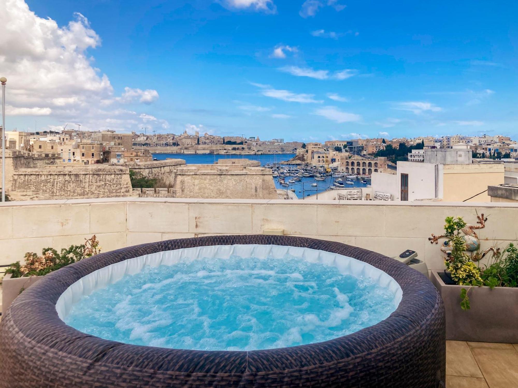 Daire Valletta And Grand Harbour Lookout *